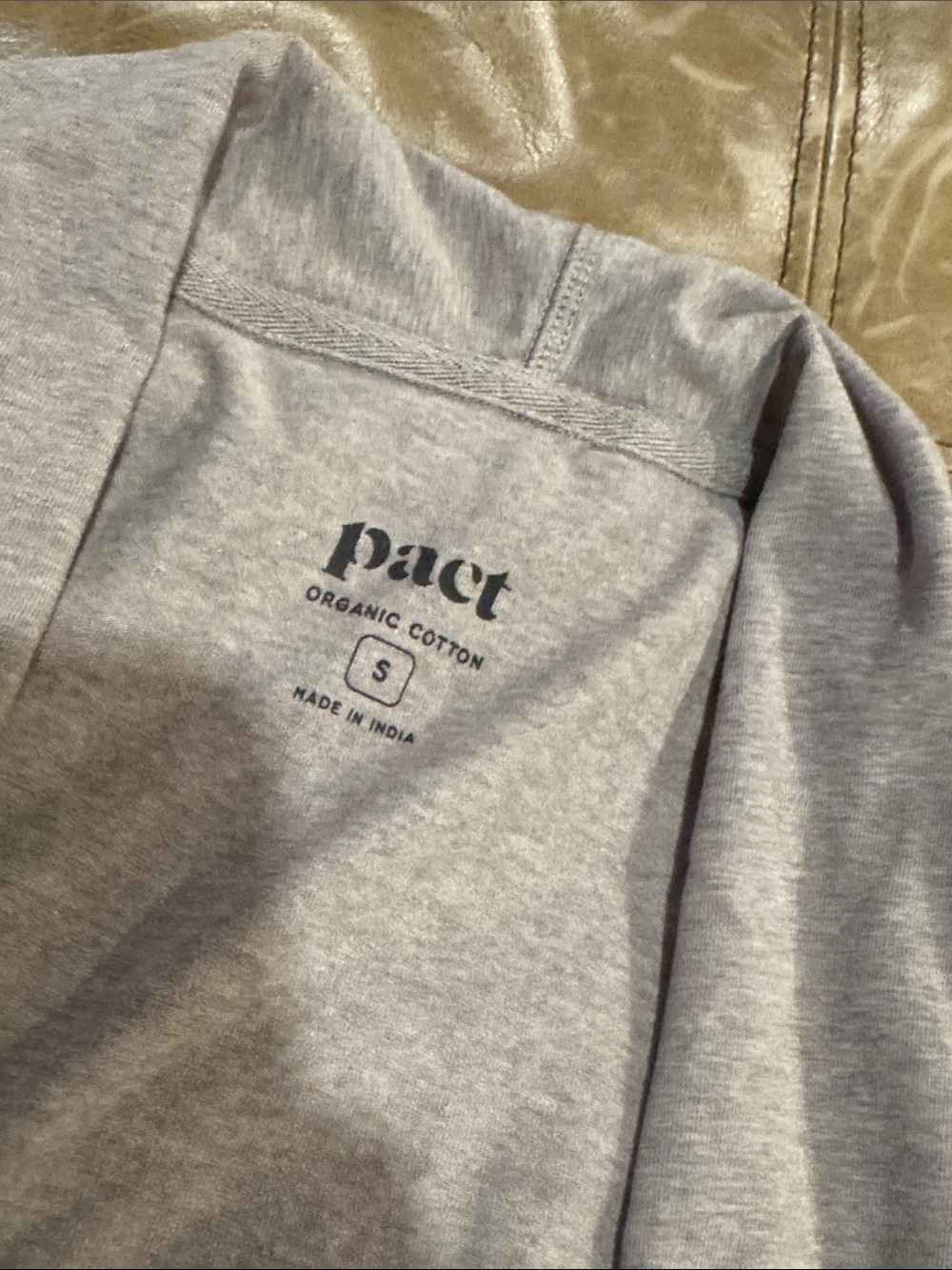 Pact Organic Women's Stucco Heather Luxe Essential Swing Cardigan Small New - Picture 3 of 7